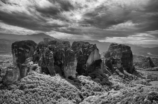 Rocky landscape, mountains, Metéora monasteries, Kalambaka, black and white, Trikala, Thessaly, Greece, Europe