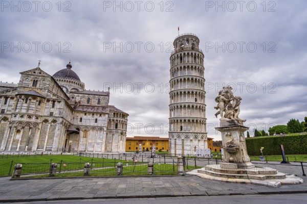 Leaning Tower of Pisa, Tuscany, Italy, Europe