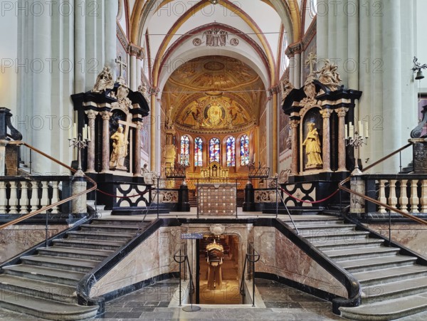 Interior view of Bonn Minster, nave with view of the east apse and access to the crypt, Bonn, North Rhine-Westphalia, Germany, Europe