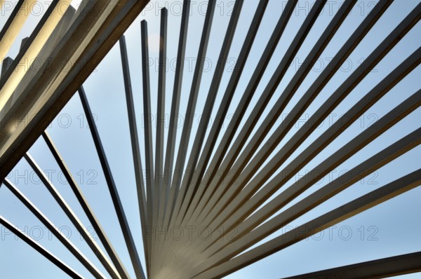 Sculpture Lebenskraft by the Spanish sculptor and draughtsman Andreu Alfaro on Jockel-Fuchs-Platz, Mainz, Rhineland-Palatinate, Germany, Europe
