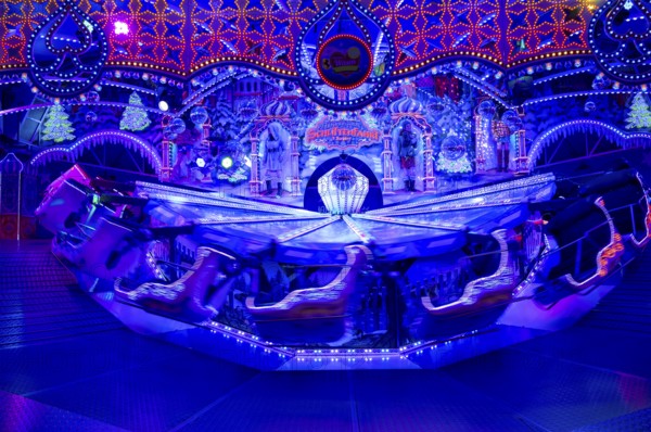 Petersburg sleigh ride, round ride, rides, motion, motion effect, neon lights, Cannstatter Wasen, funfair, spring festival, folk festival, Bad Cannstatt, Stuttgart, Baden-Württemberg, Germany, Europe