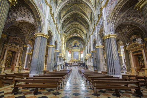 View of the main altar in the Cathedral of Santa Maria Assunta, Cremona, Province of Cremona, Italy, Europe