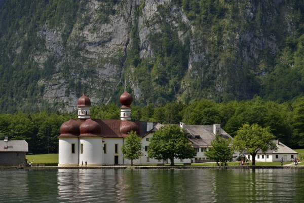 Pilgrimage church of St. Bartholomew on lake Königssee, Upper Bavaria, Bavaria, Germany, Europe
