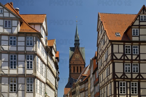 Market Church St. Georgii et Jacobi and half-timbered houses of Kramerstrasse, Old Town, State Capital Hannover, Lower Saxony, Germany, Europe
