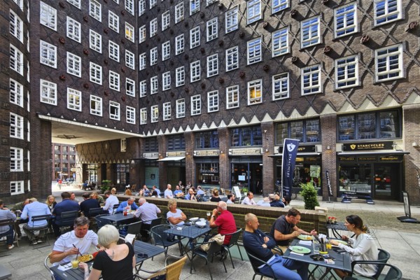 Sprinkenhof, inner courtyard, Kontorhausviertel, UNESCO World Heritage Site, Hamburg, Germany, Europe