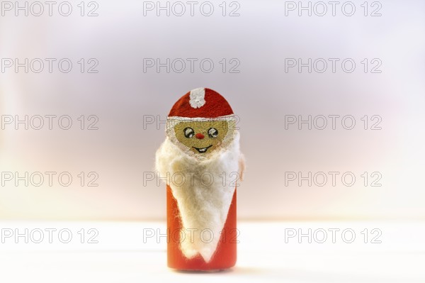 Single wooden Father Christmas, with long beard, smiles, simple craft, DIY, do it yourself