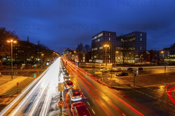 Bundesstrasse B224, Alfredstrasse, in Essen Rüttenscheid, evening rush hour traffic, this area would also be affected by a diesel driving ban, Essen, North Rhine-Westphalia, Germany, Europe