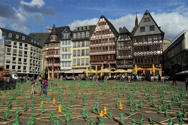 Green unity men at the Römer in Frankfurt