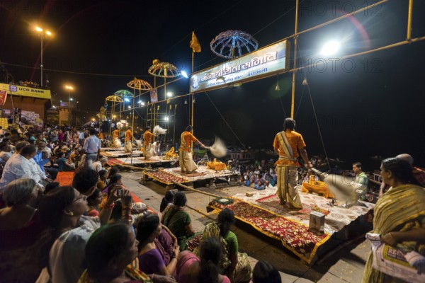 Dashashwamedh ghat, varanasi, uttar pradesh, india, asia