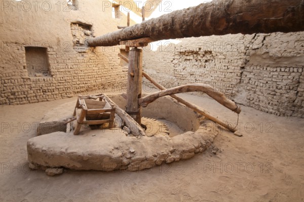 Ancient mill in the abandoned village el-Qasr, oasis Dakhla, Egypt, Africa