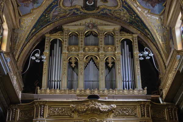 The organ loft of the Collegiate Parish Church of St Paul's Shipwreck, Valletta, Malta, Europe