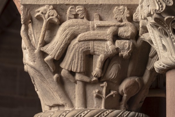Basel, Cathedral (Basel Minster), capital on the ambulatory, love tragedy of Pyramus and Thisbe after Ovid