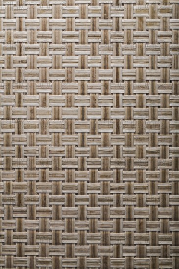 Wicker crisscross place matting vertical version