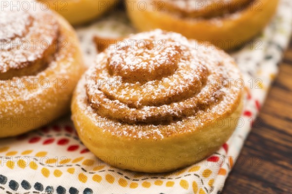 Yeast rolls with cinnamon