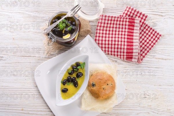 Antipasti olives