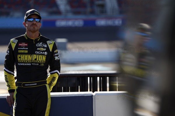GRANT ENFINGER (9) gets ready to qualify for the NASCAR Craftsman Truck Series Championship Race at Phoenix Raceway in Avondale, AZ, Avondale, United States of America