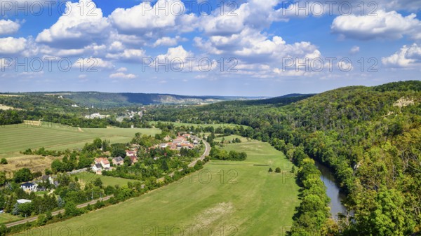 A view of the Saale from the Rudelsburg in summer