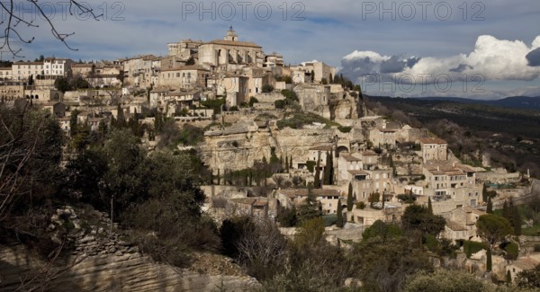 Town view, St., Saint, Saint