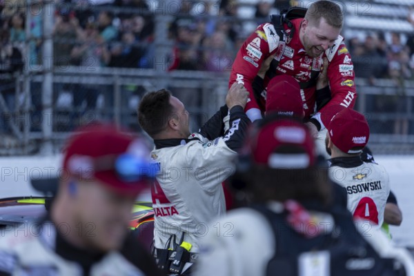 NASCAR Cup Series driver, William Byron wins for the Cook Out 400 in Martinsville, VA, USA, North America