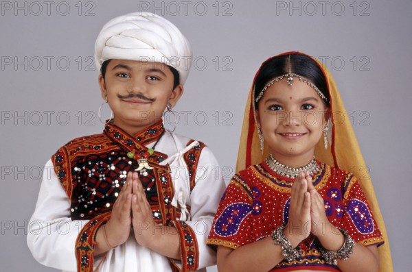 Child gujarati couple, India, Asia, MR NO 498, 497, Asia