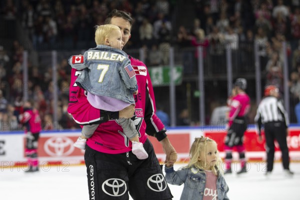 LanxessArena, Cologne, North Rhine-Westphalia, Nick Bailen (Cologne Sharks, #7), PENNY DEL, Cologne Sharks- Staubing Tigers on 03/10/2024 at the LanxessArena in Cologne Germany