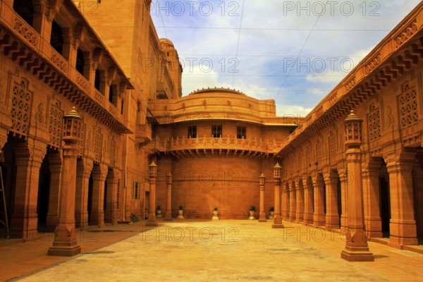 Courtyard in Umaid Bhawan palace, Jodhpur, Rajasthan, India, Asia