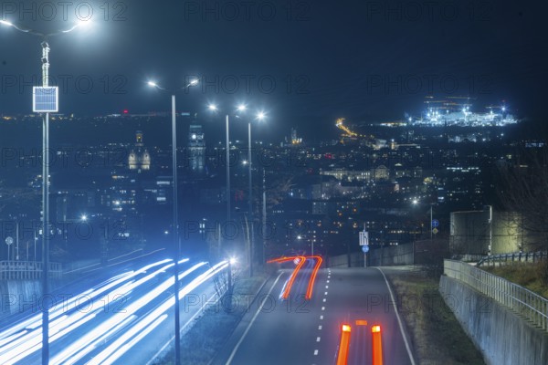 Well-developed traffic junction Bergstrasse B170 with access to the A17 motorway. Dresden lies in the valley and the Inifineon construction site shines on the horizon, Dresden, Saxony, Germany, Europe