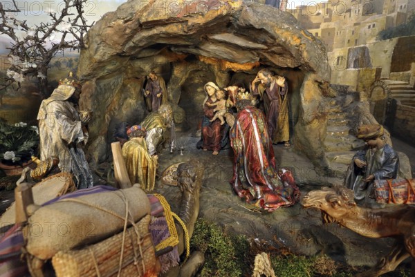 Christmas cot