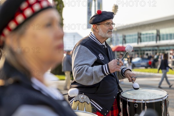 The Gordon Pipers perform before the INDYCAR teams qualify for the Indianapolis 500 in Indianapolis, IN, USA, North America