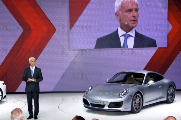 Porsche boss Matthias Müller with the new Porsche 911 Carrera S