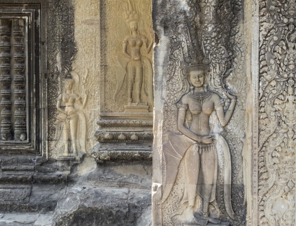 Frieze of female spirits (apsaras) in Agkor Wat, Siem Reap, Cambodia, Asia