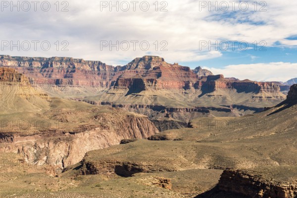 Scenic view on the Grand Canyon from South Kaibab Trail, Arizona, USA, North America