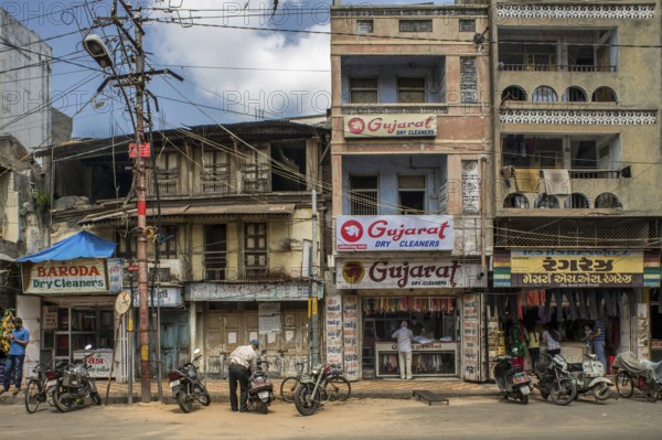 Dry Cleaners shops Buildings, Vadodara, Gujarat, India, Asia