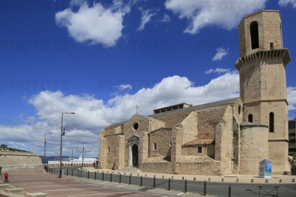Saint Laurent church above the harbour entrance to the Vieux Port, Marseille, Bouches du Rhone department, Provence Alpes Cote d'Azur region, France, Mediterranean Sea, Europe