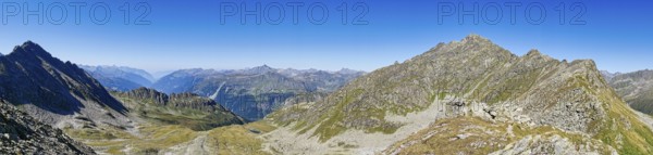 View of the Montafon mountains from the Bielerspitze