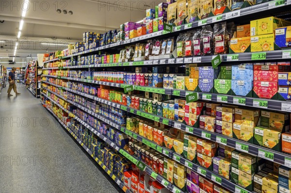 Shelf with different types of tea in a wholesale store, Kempten, Allgäu, Bavaria, Germany, Europe