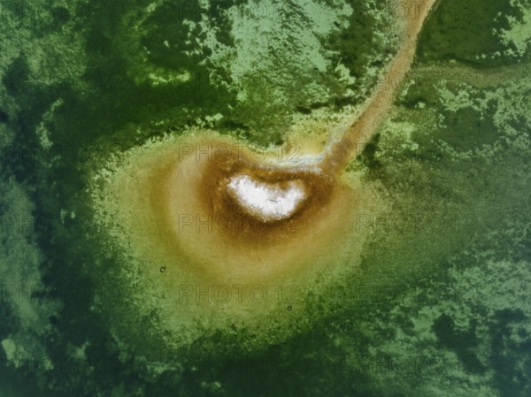 Aerial view, top down view of a shoal due to low water, drought, danger to shipping traffic, on the horizon the Mettnau peninsula near Radolfzell on Lake Constance, Reichenau Island, district of Constance, Baden-Württemberg, Germany, Europe