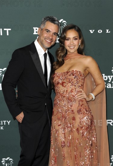 Cash Warren and Jessica Alba at the 2024 Baby2Baby Gala Presented by Paul Mitchell held at the Pacific Design Center in West Hollywood, USA on November 9, 2024., West Hollywood, California, USA, North America