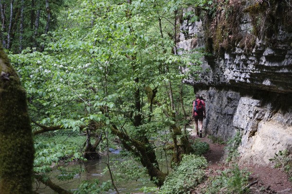 Hiker, hiking trail, Gauchachschlucht, Schluchtensteig, Gauchach, southern Baar, Baden-Württemberg, Germany, Europe