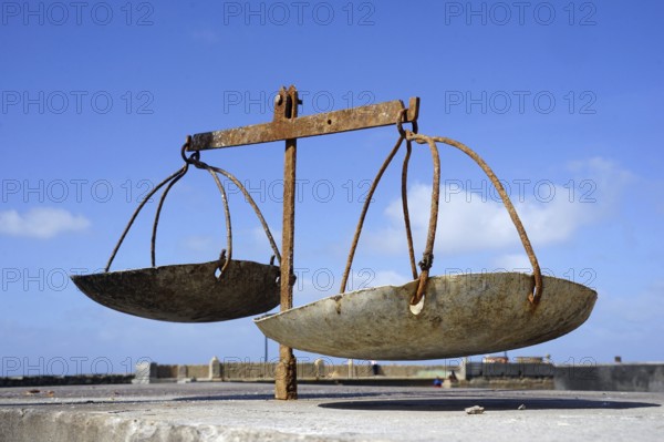 Scales, old scales, fish market, port of Ponta do Sol, fishing port, Boca de Pistola, Ponta do Sol, Santo Antao island, Cape Verde islands, Cape Verde, Africa