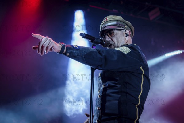 Alexander Wesselsky, singer of Eisbrecher live on Kaltfront Tour 2025 Tour in the Columbiahalle Berlin on 15.05.2025