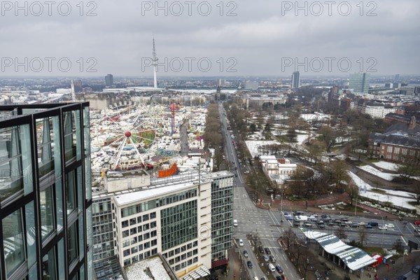 Hamburg Cathedral, fairground, funfair on the Heiligengeistfeld, view from above of the Sankt Pauli district, Heinrich-Hertz-Tower, Hamburg, Germany, Europe