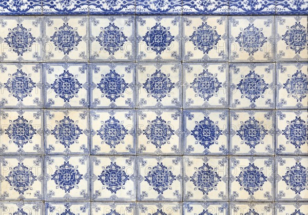 Details blue and white azulejos tiles, railway train station Ermida, River Douro valley, Resende, Portugal, Europe