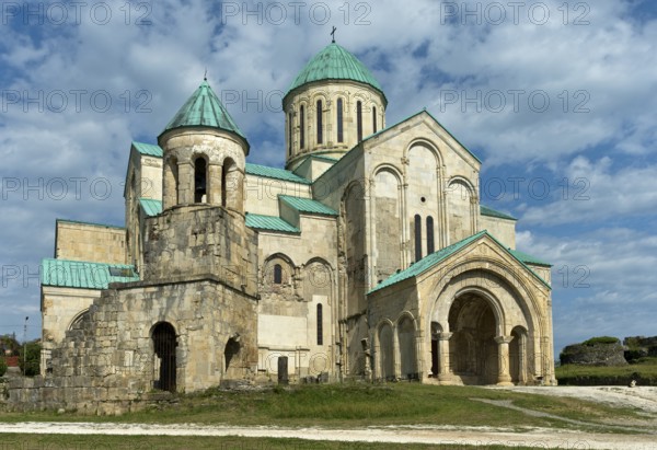 Bagrati Cathedral, Kutaisi Cathedral, former UNESCO World Heritage Site, Kutaisi, Imeretia, Georgia, Asia
