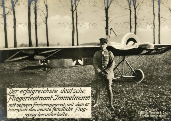 The most successful German lieutenant pilot Immelmann with his Focker apparatus, with which he recently brought down the ninth enemy aircraft, 1914 - 1918, World War I, reproduction of a war postcard