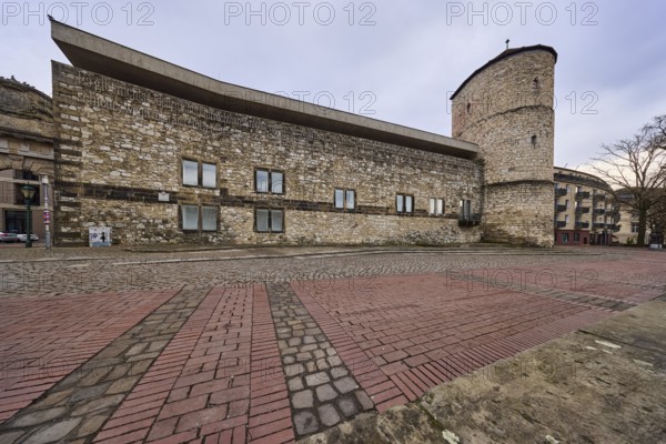 Begin defence tower, city fortification, defence tower, street of cobblestones, diffuse light, cloudy, Am Hohen Ufer, Hanover, state capital, Hanover region, Lower Saxony, Germany, Europe