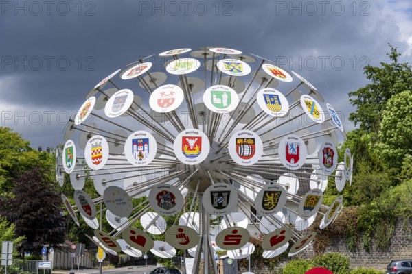 The coat of arms tree of Bergneustadt in the Oberbergischer Kreis, 102 panels show the coats of arms of new towns in Europe, Bergneustadt belongs to a group of town friendships in Europe, 37 towns and municipalities belong to it, North Rhine-Westphalia, Germany, Europe