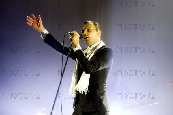 Theo Hutchcraft (singer) from HURTS live on 15 Years of Happiness Tour at Tempodrom Berlin on 24/05/2025