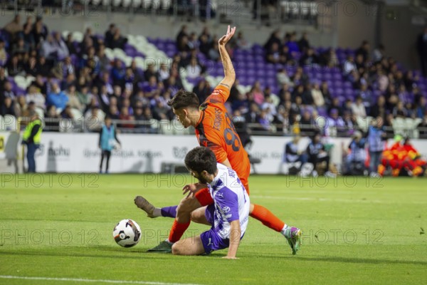 Football NL I. Hungary 2024/25 season, matchday 32: Újpest FC v Nyíregyháza Spartacus***Double-header between Giorgi Beridze (14, Újpest) and Bendegúz Farkas (88, Spartacus)
