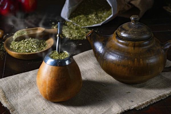 Prepare yerba mate with calabash and bombilla